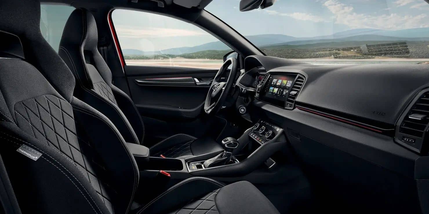Sedadlá auta Škoda Karoq Top Selection na dlhodobý prenájom.